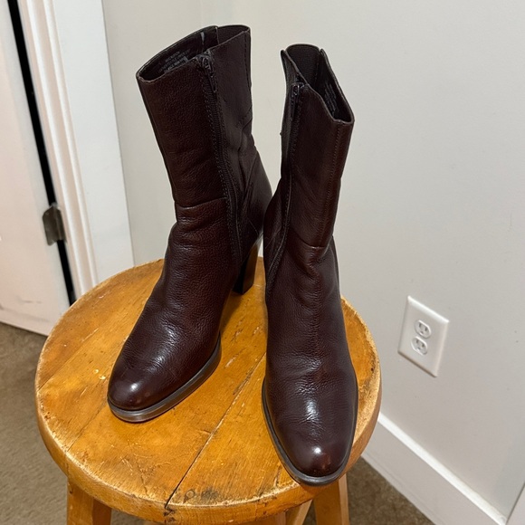 Ladies VINTAGE NINE WEST leather Boots - Picture 6 of 9